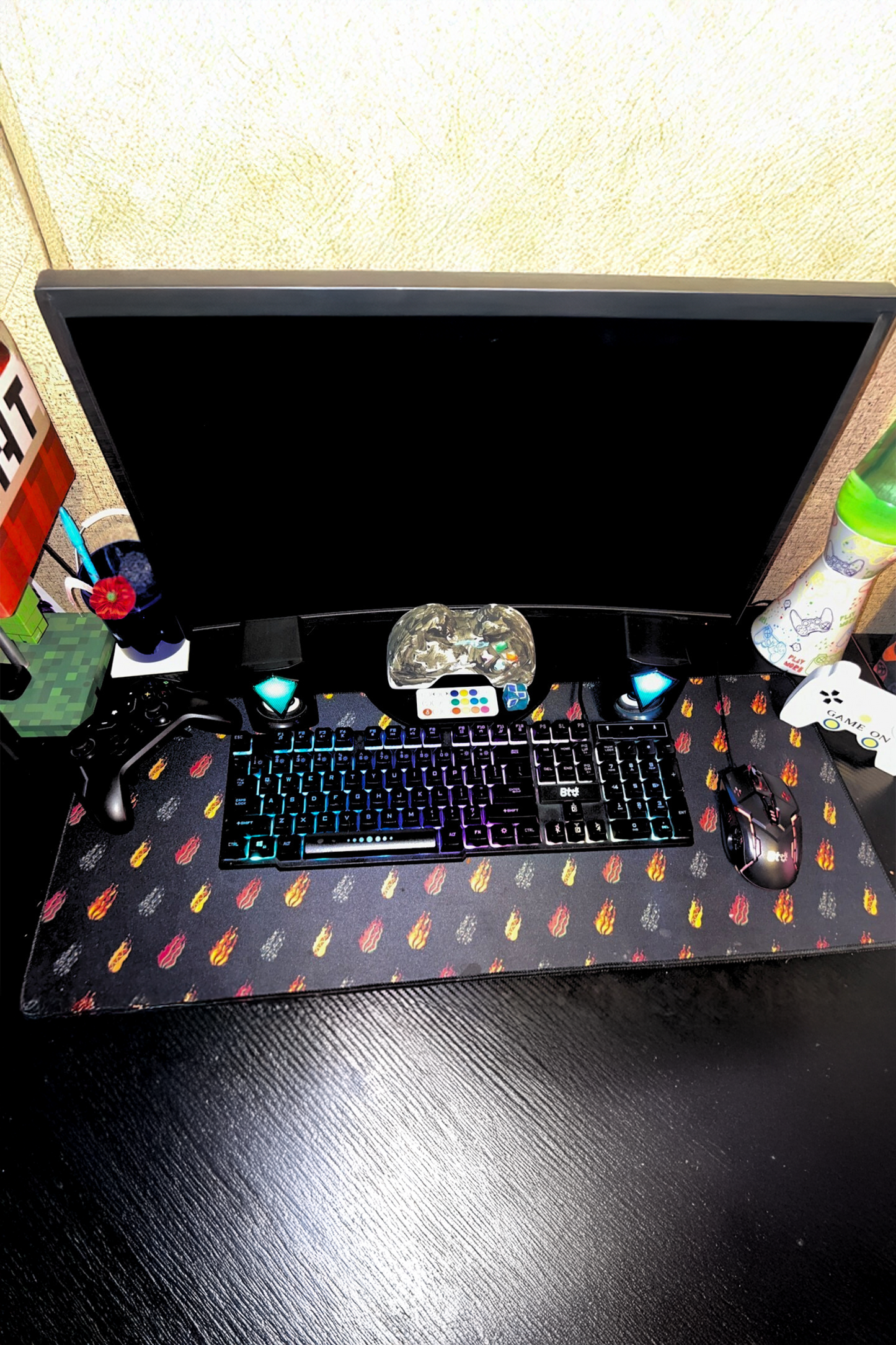 Gaming Fire Mousepad XL